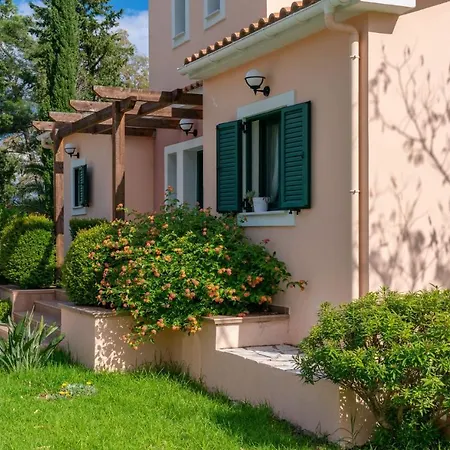 Villa Thalia - 2 Bedrooms, Sleeps 4p