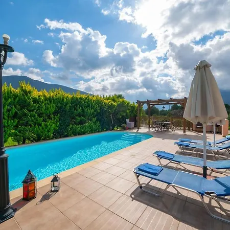 Thalia - 2 Bedrooms, Sleeps 4p Villa